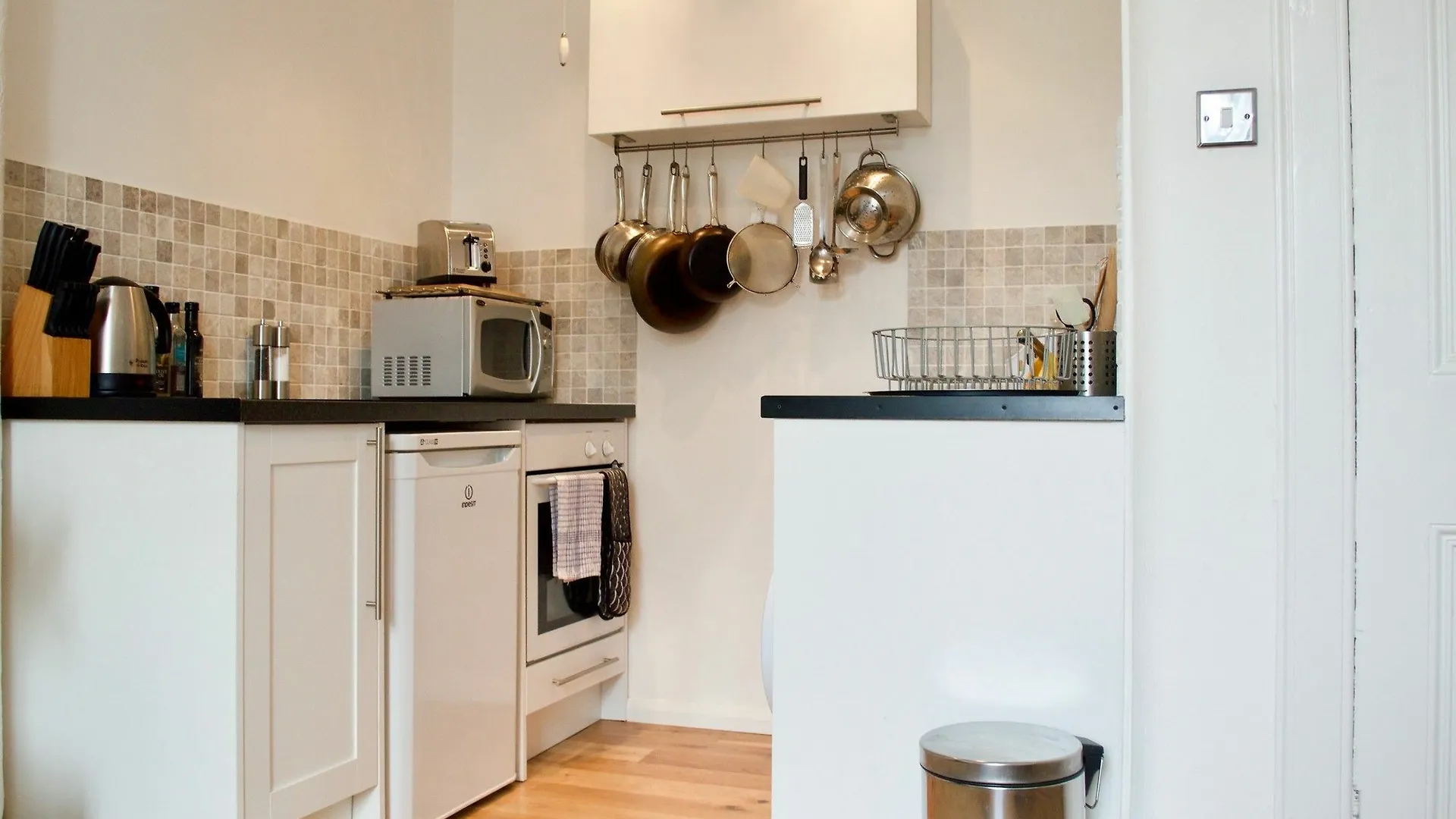 אדינבורו 1 Bedroom Flat In Meadowbank
